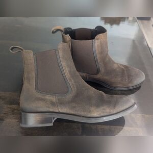 Thursday Duchess Chelsea Boots